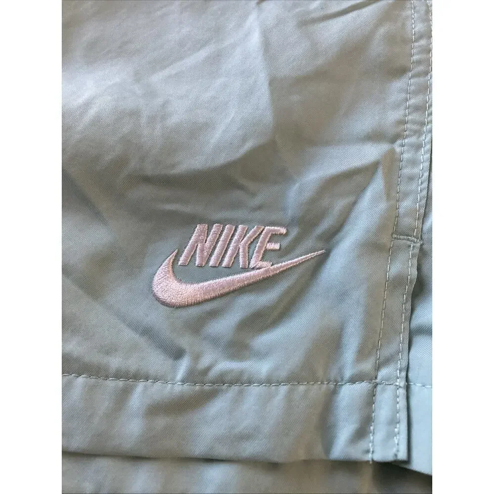 Nike‎ Sportswear Shorts Men’s Sz L New Blue Logo Standard Fit Mid-Thigh 6in